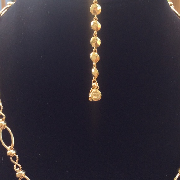 Gold Plated necklace and bracelet set - Picture 7 of 12
